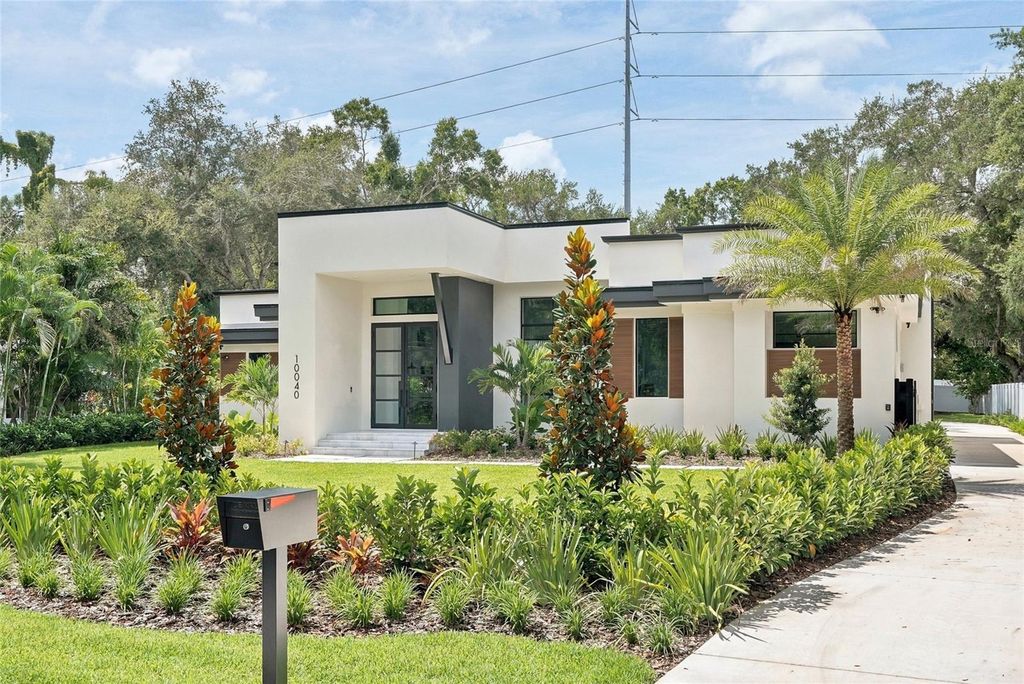 10040 59TH AVENUE N, St Petersburg, FL 33708