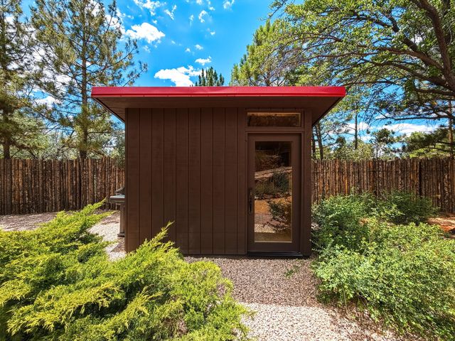 1300 Upper Canyon Road, Lot G, Santa Fe, NM 87501