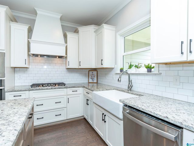 229 OAK HILL LANE, Moody, AL 35004