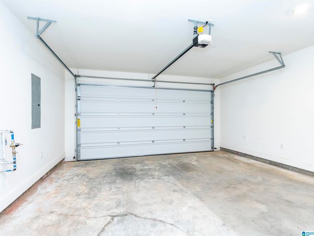 229 OAK HILL LANE, Moody, AL 35004