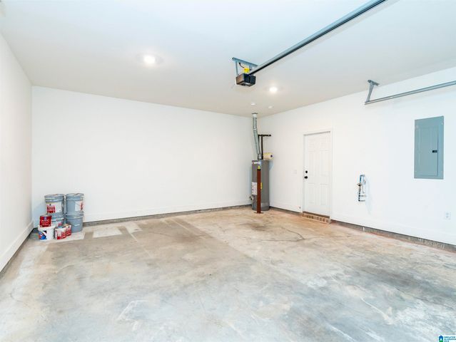 229 OAK HILL LANE, Moody, AL 35004