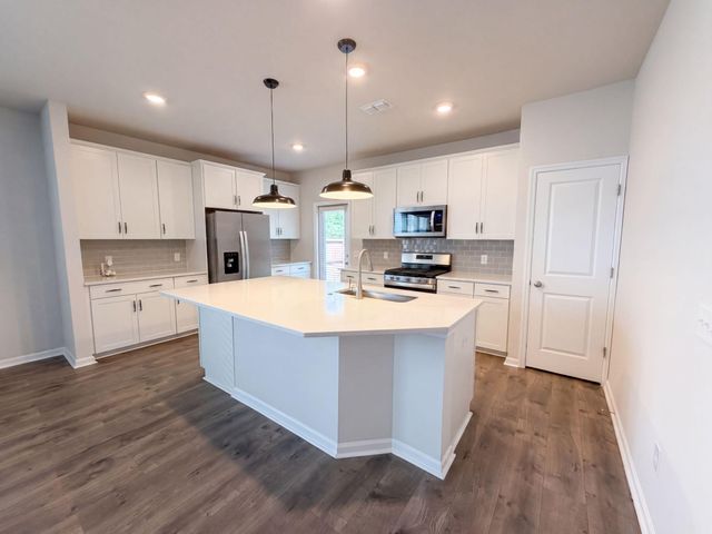150 Wappoo Trace Lane, Summerville, SC 29486