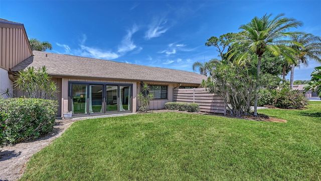 5649 WESTWIND LANE, Sarasota, FL 34231