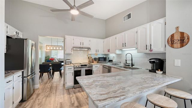 5649 WESTWIND LANE, Sarasota, FL 34231