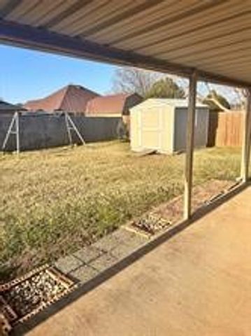 1526 Berry Patch Lane, Granbury, TX 76048