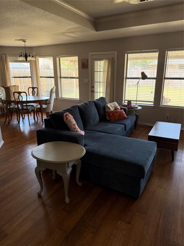 1526 Berry Patch Lane, Granbury, TX 76048