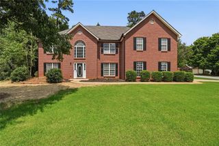 5740 Grove Place Crossing, Lilburn, GA 30047