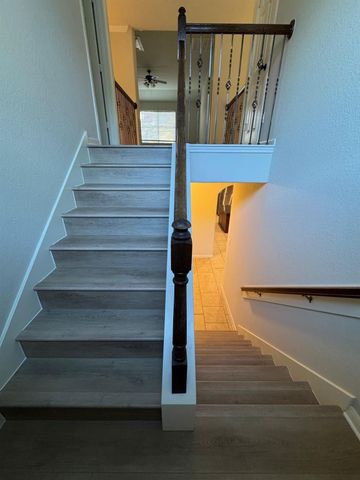 34 Montfair Park Circle, The Woodlands, TX 77382