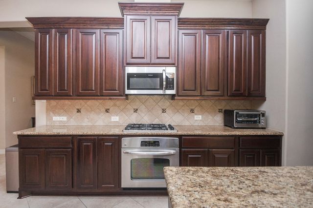 6915 Argonne Trail, Sugar Land, TX 77479