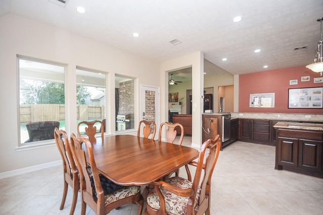 6915 Argonne Trail, Sugar Land, TX 77479