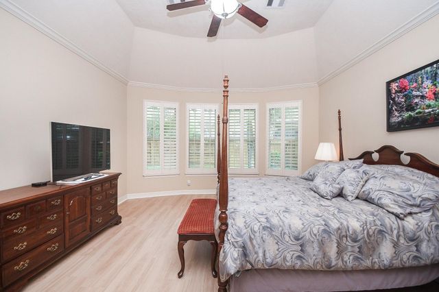 6915 Argonne Trail, Sugar Land, TX 77479