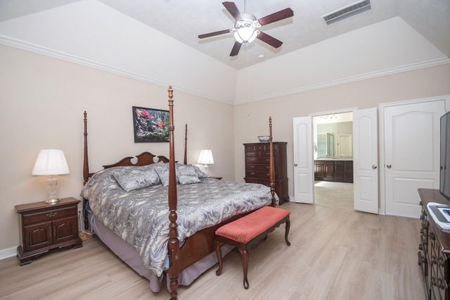 6915 Argonne Trail, Sugar Land, TX 77479