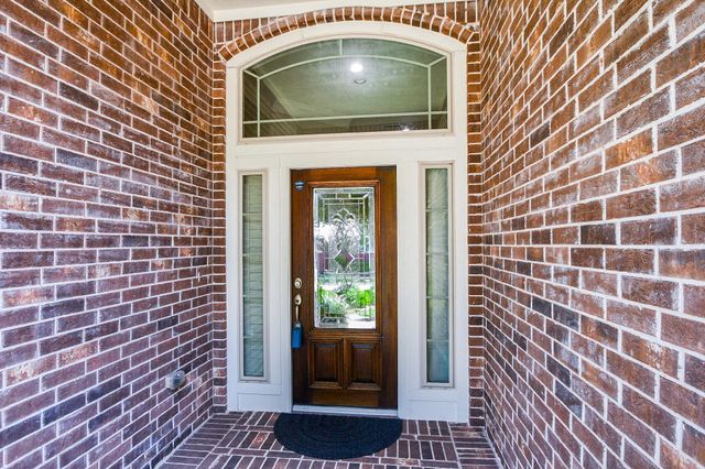 6915 Argonne Trail, Sugar Land, TX 77479