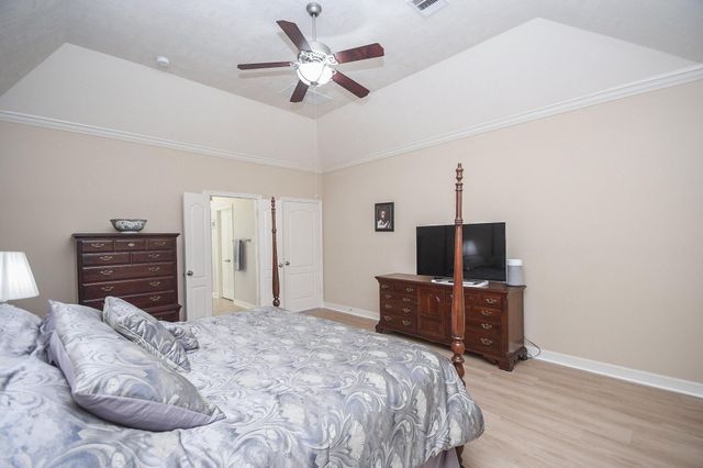 6915 Argonne Trail, Sugar Land, TX 77479