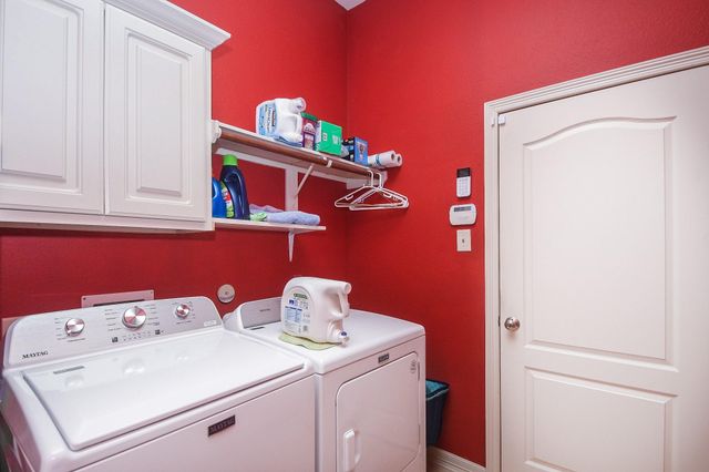 6915 Argonne Trail, Sugar Land, TX 77479