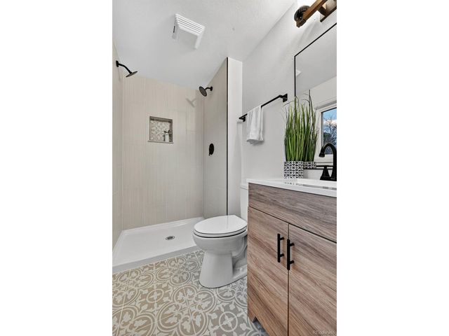 3801 Inspiration Dr, Colorado Springs, CO 80917