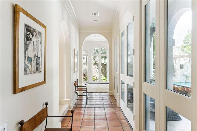 1804 Bolsover Street, Houston, TX 77005