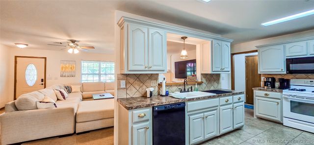 133 Dogwood Trail, Eufaula, OK 74432