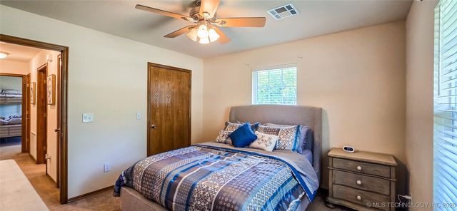 133 Dogwood Trail, Eufaula, OK 74432