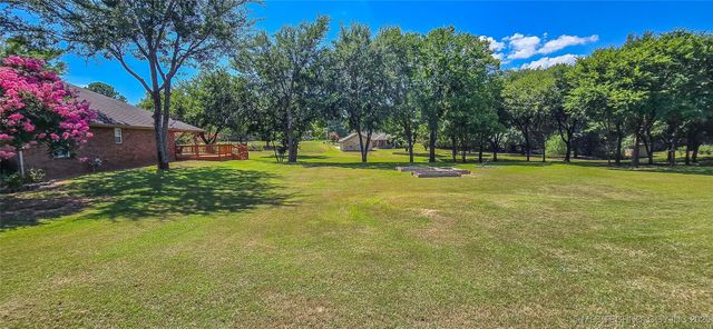 133 Dogwood Trail, Eufaula, OK 74432