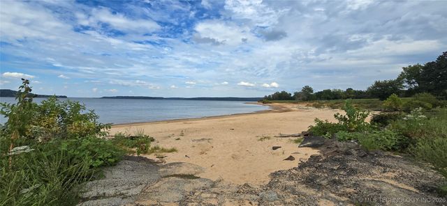 133 Dogwood Trail, Eufaula, OK 74432