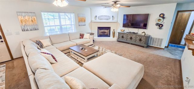 133 Dogwood Trail, Eufaula, OK 74432