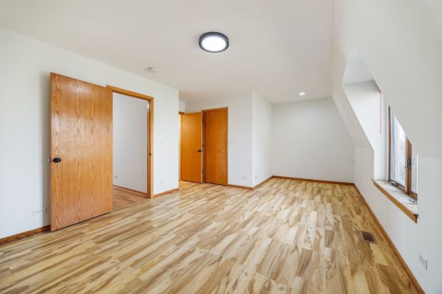 815 PEARSON Street 10, Des Plaines, IL 60016