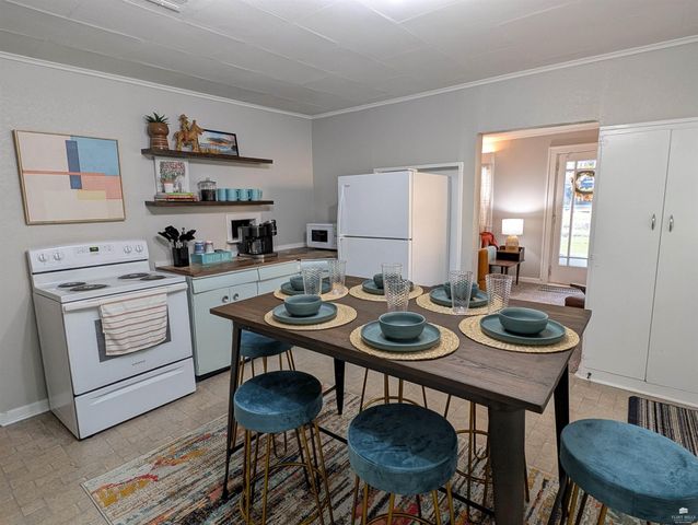 931 Claflin Road, Manhattan, KS 66502