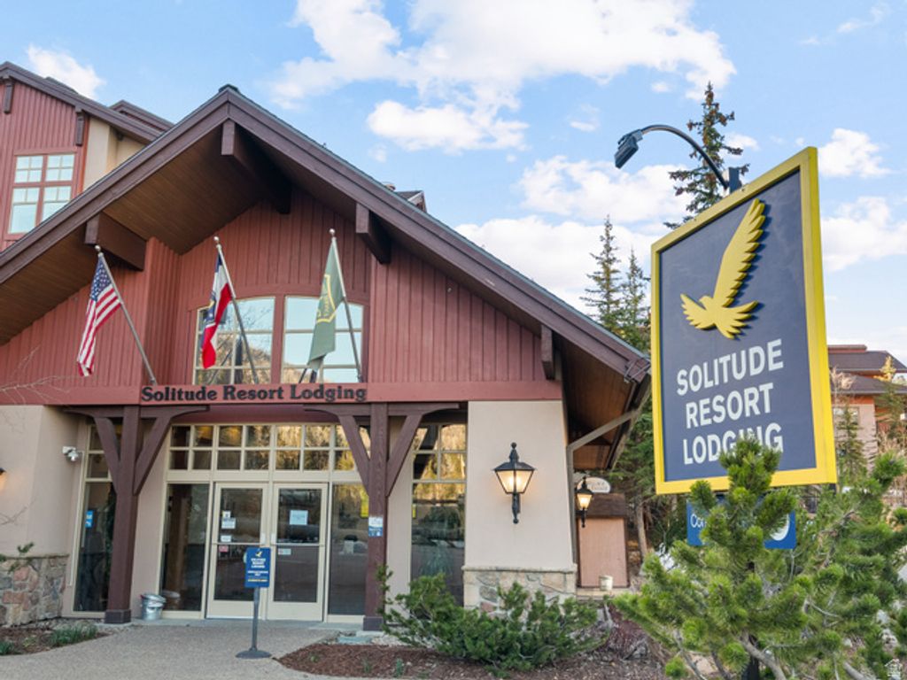 Image 3 of property listing at 12090 BIG COTTONWOOD RD #303, Solitude, UT 84121