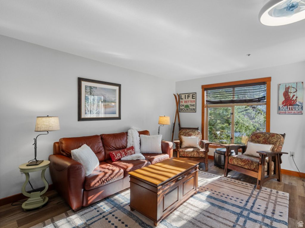 Image 4 of property listing at 12090 BIG COTTONWOOD RD #303, Solitude, UT 84121