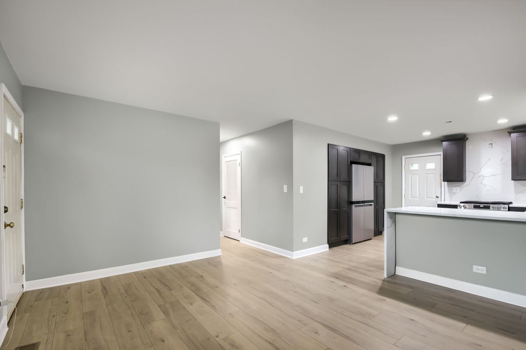 15301 Dorchester Avenue, Dolton, IL 60419 — photo 5