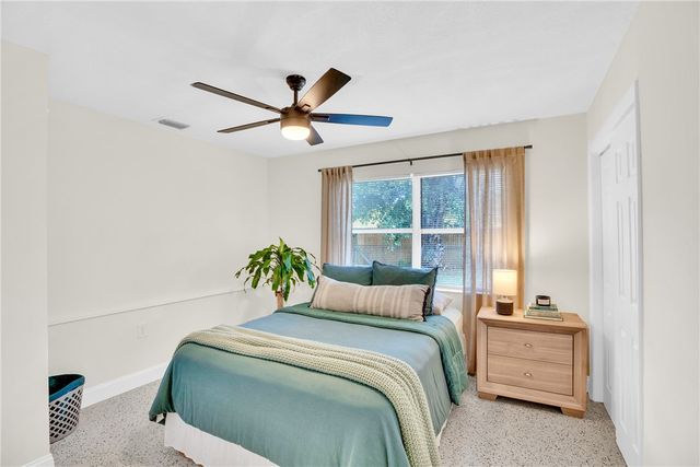 3655 2nd Place, Vero Beach, FL 32968