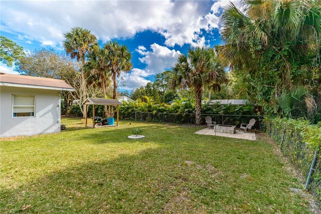 3655 2nd Place, Vero Beach, FL 32968