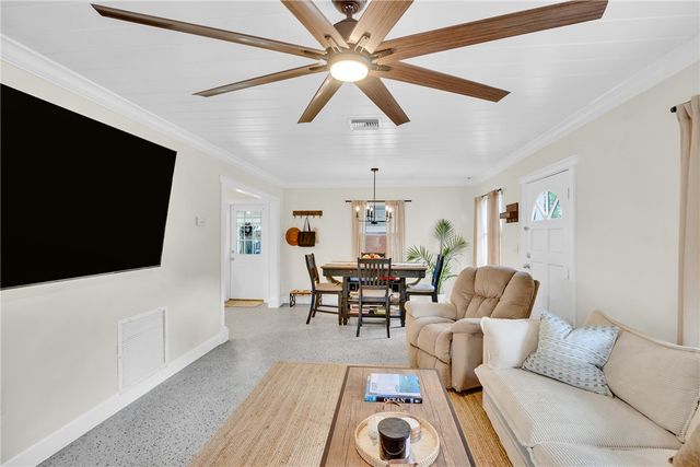 3655 2nd Place, Vero Beach, FL 32968