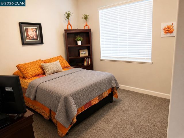 725 Frazier Dr, Oakley, CA 94561