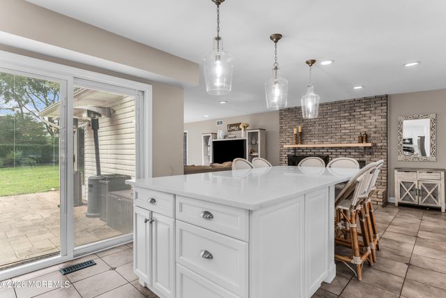 64 Livingston Lane, Manalapan, NJ 07726