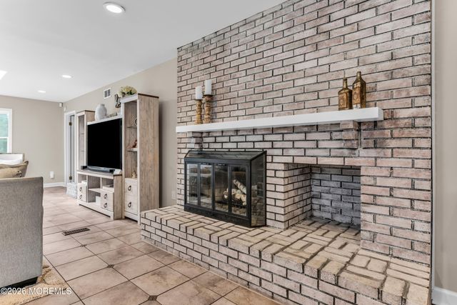 64 Livingston Lane, Manalapan, NJ 07726
