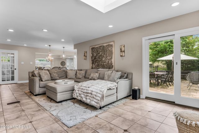 64 Livingston Lane, Manalapan, NJ 07726