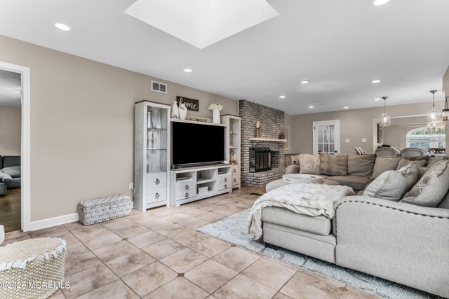 64 Livingston Lane, Manalapan, NJ 07726