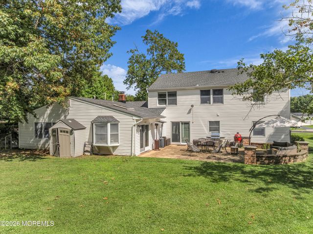 64 Livingston Lane, Manalapan, NJ 07726