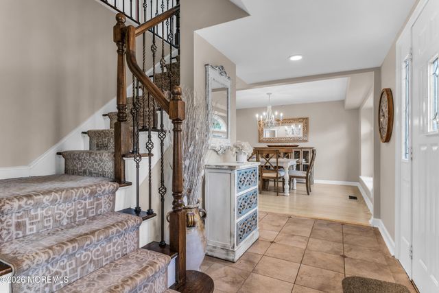 64 Livingston Lane, Manalapan, NJ 07726