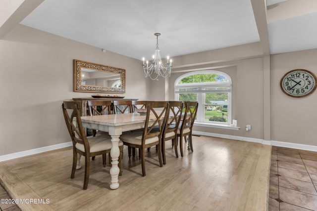 64 Livingston Lane, Manalapan, NJ 07726