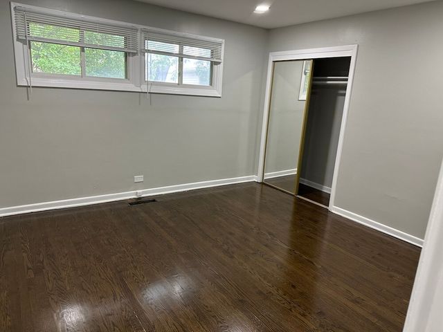 8816 Kenton Avenue, Skokie, IL 60076
