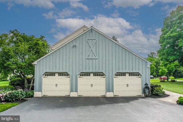 870 SILVERWOOD DR, West Chester, PA 19382