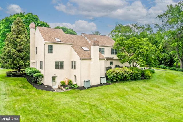 870 SILVERWOOD DR, West Chester, PA 19382