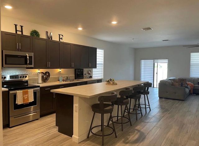 25137 SW 108th Ave, Homestead, FL 33032