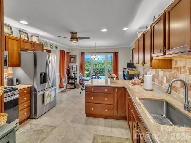 49 Kenai Trail, Waynesville, NC 28786
