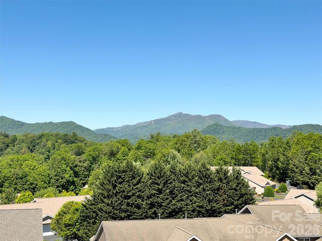 49 Kenai Trail, Waynesville, NC 28786