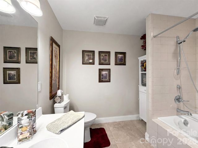 49 Kenai Trail, Waynesville, NC 28786