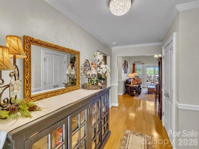 49 Kenai Trail, Waynesville, NC 28786
